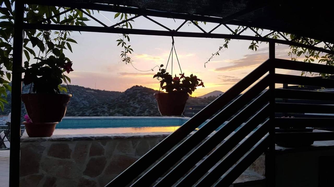 Apartment Igraliste Mirakul Seget Vranjica Bagian luar foto