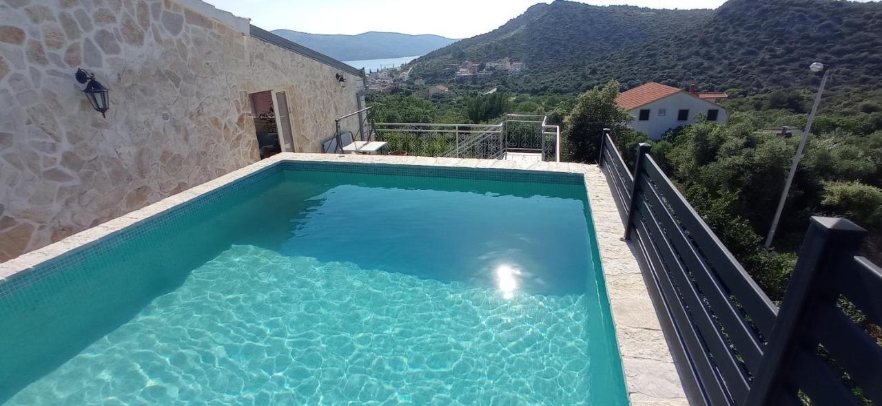 Apartment Igraliste Mirakul Seget Vranjica Bagian luar foto