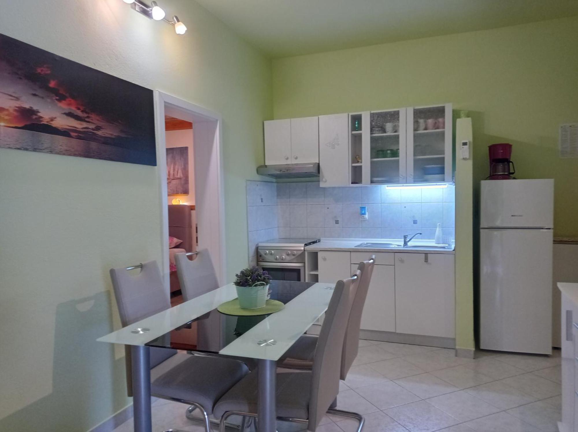 Apartment Igraliste Mirakul Seget Vranjica Ruang foto