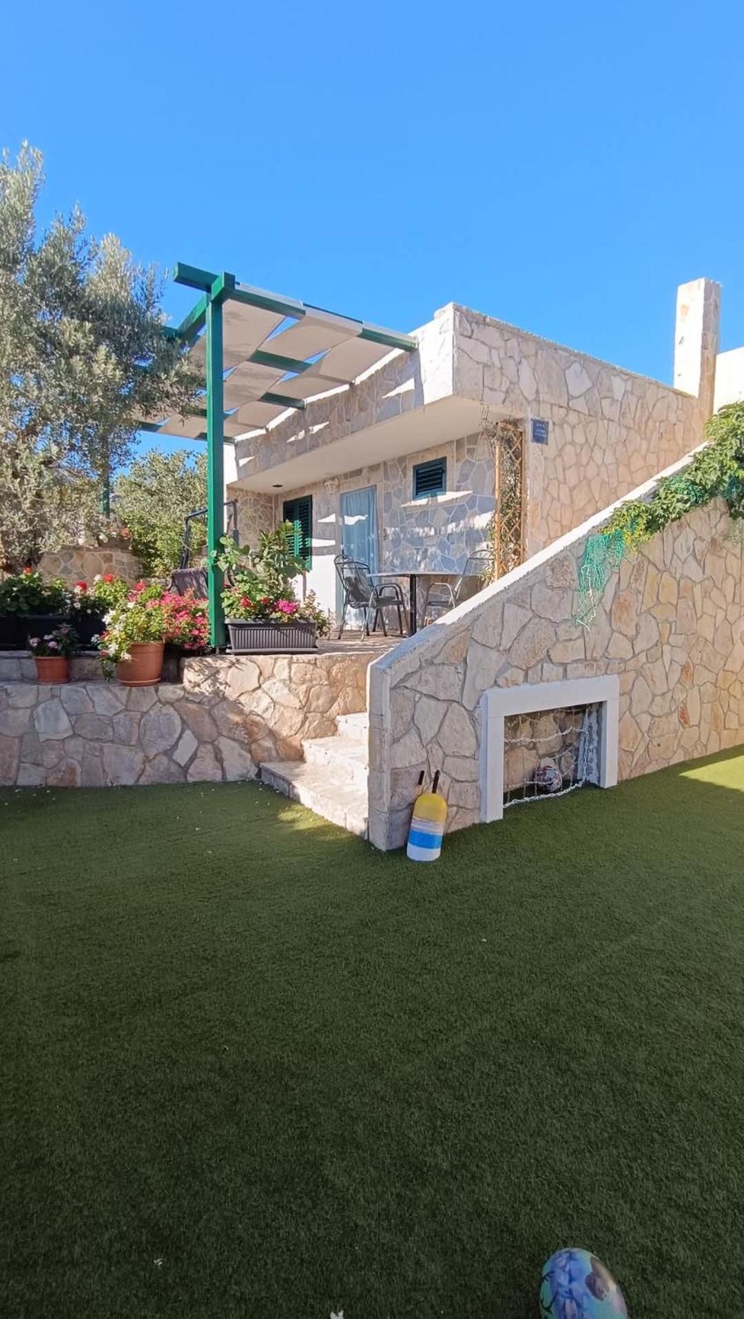 Apartment Igraliste Mirakul Seget Vranjica Bagian luar foto